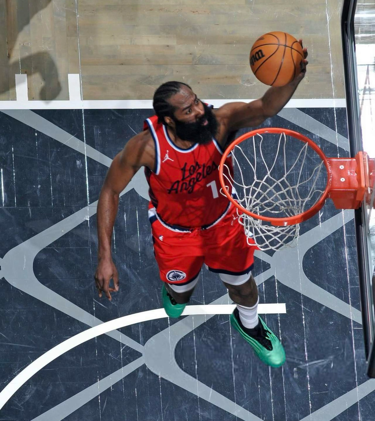 一号娱乐哈登连续七场比赛得分超过最后时刻胜出,RNG不断突破!赛场气氛高涨的简单介绍