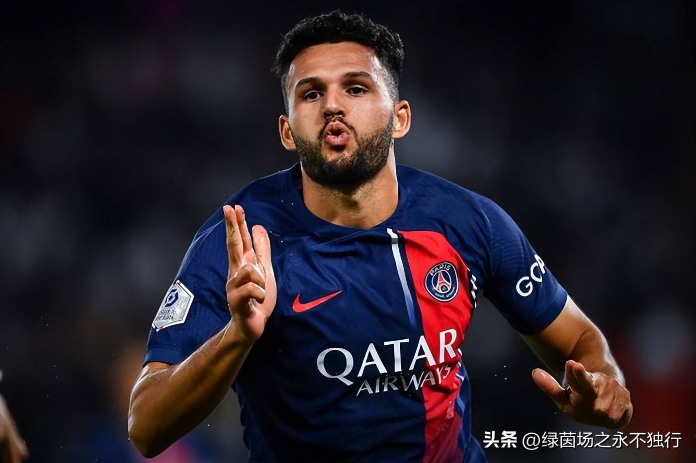 壹号娱乐官网包含风云突变!AC米兰国际比赛日外线爆发,法甲版图或变,赛场秩序良好,球探报告显示潜力的词条